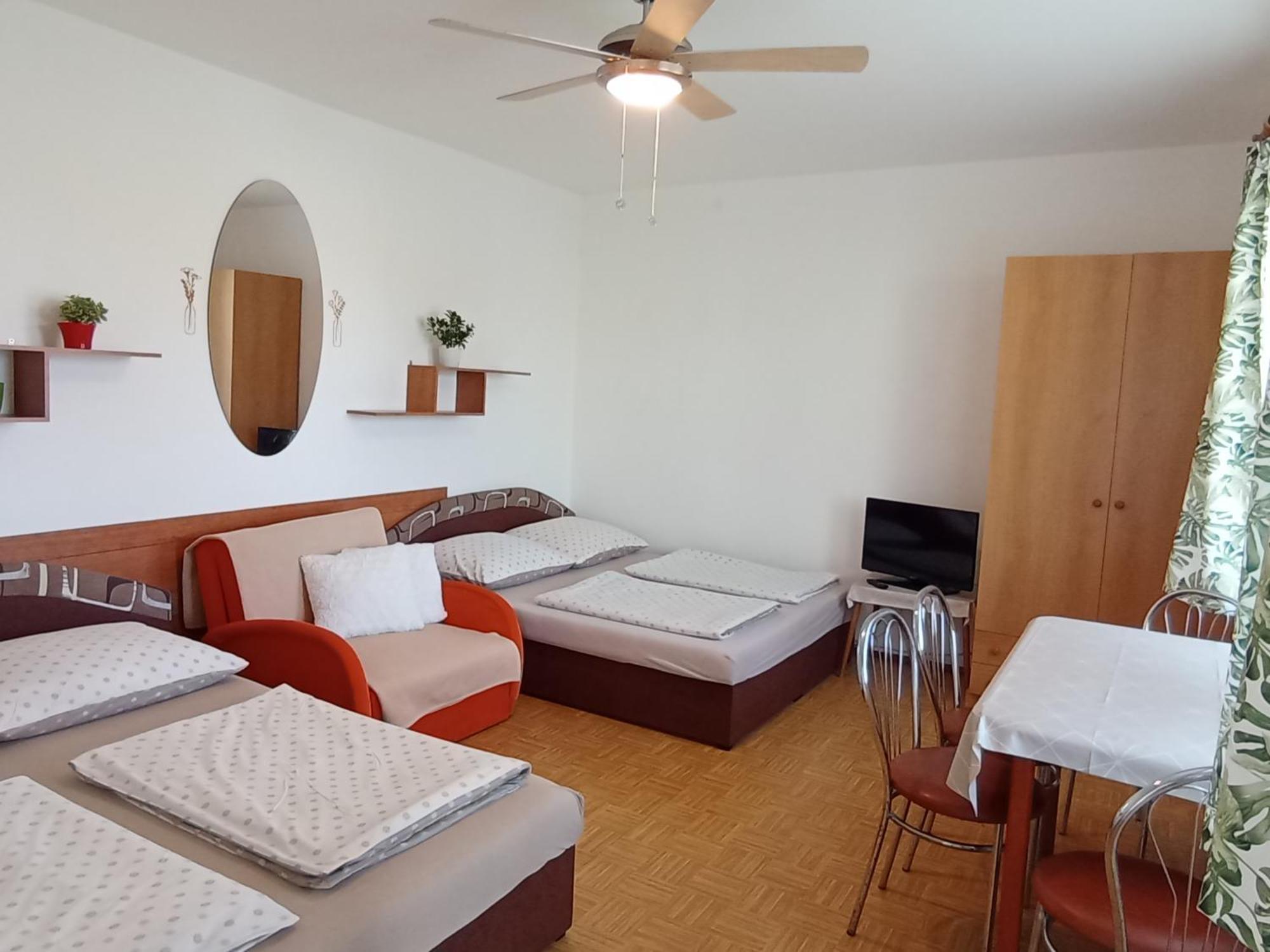 Afrodita Hotel Štúrovo Eksteriør billede