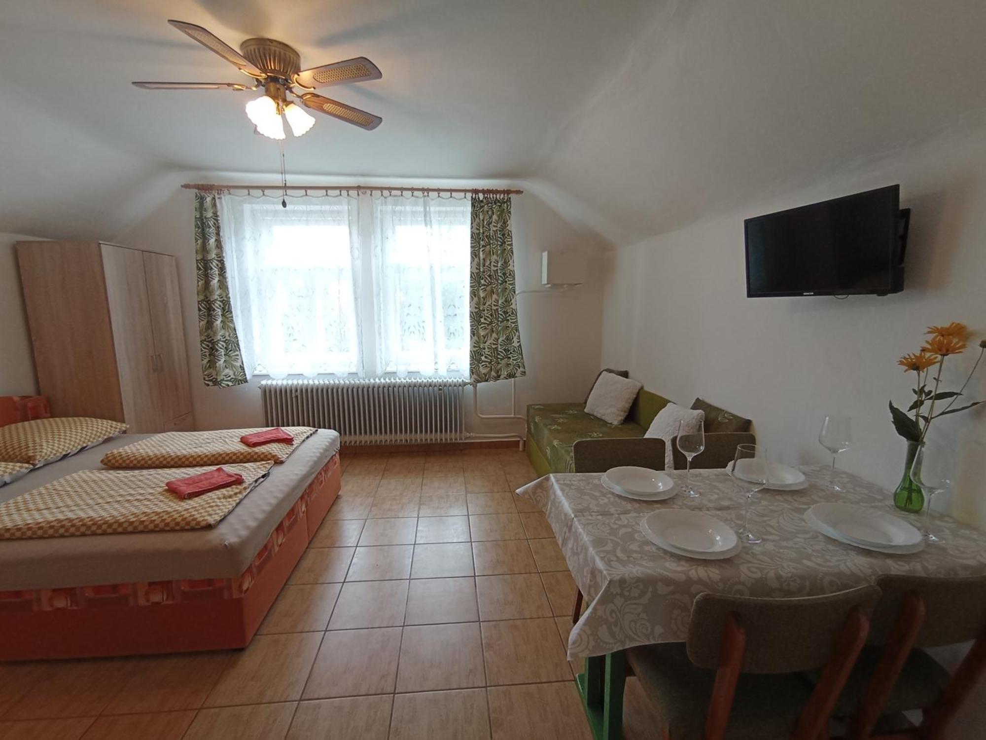 Afrodita Hotel Štúrovo Eksteriør billede